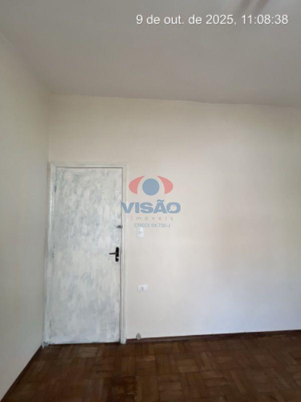 Salão para aluguel no Centro: Dorm Fundos