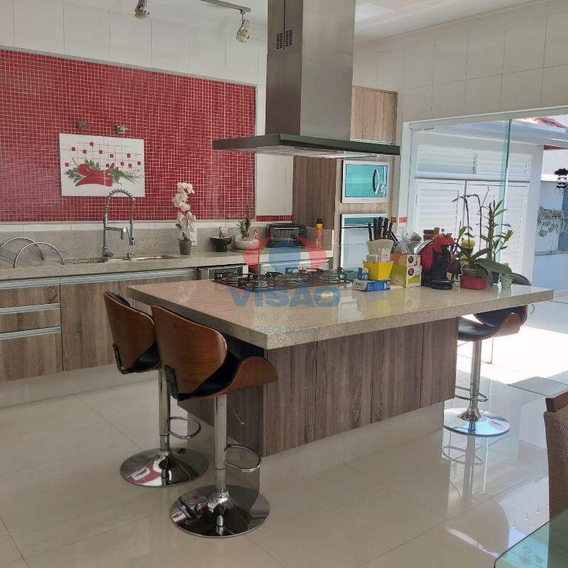 Casa - Sobrado à venda no Centro: 