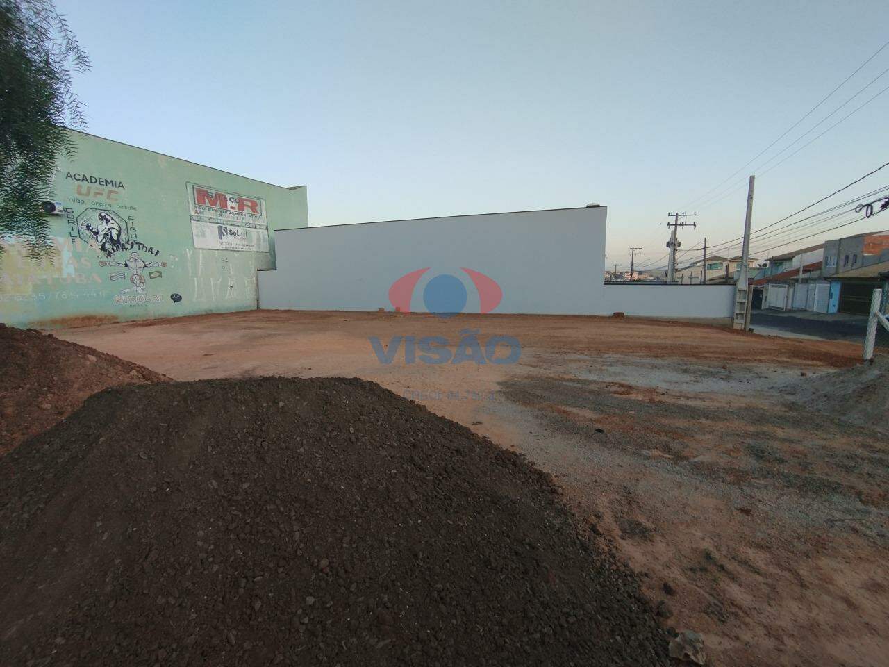 Terreno à venda no Jardim Bom Princípio: 