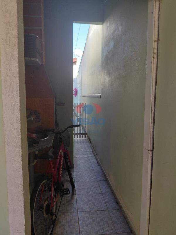 Casa à venda no Jardim Juscelino Kubitschek: 