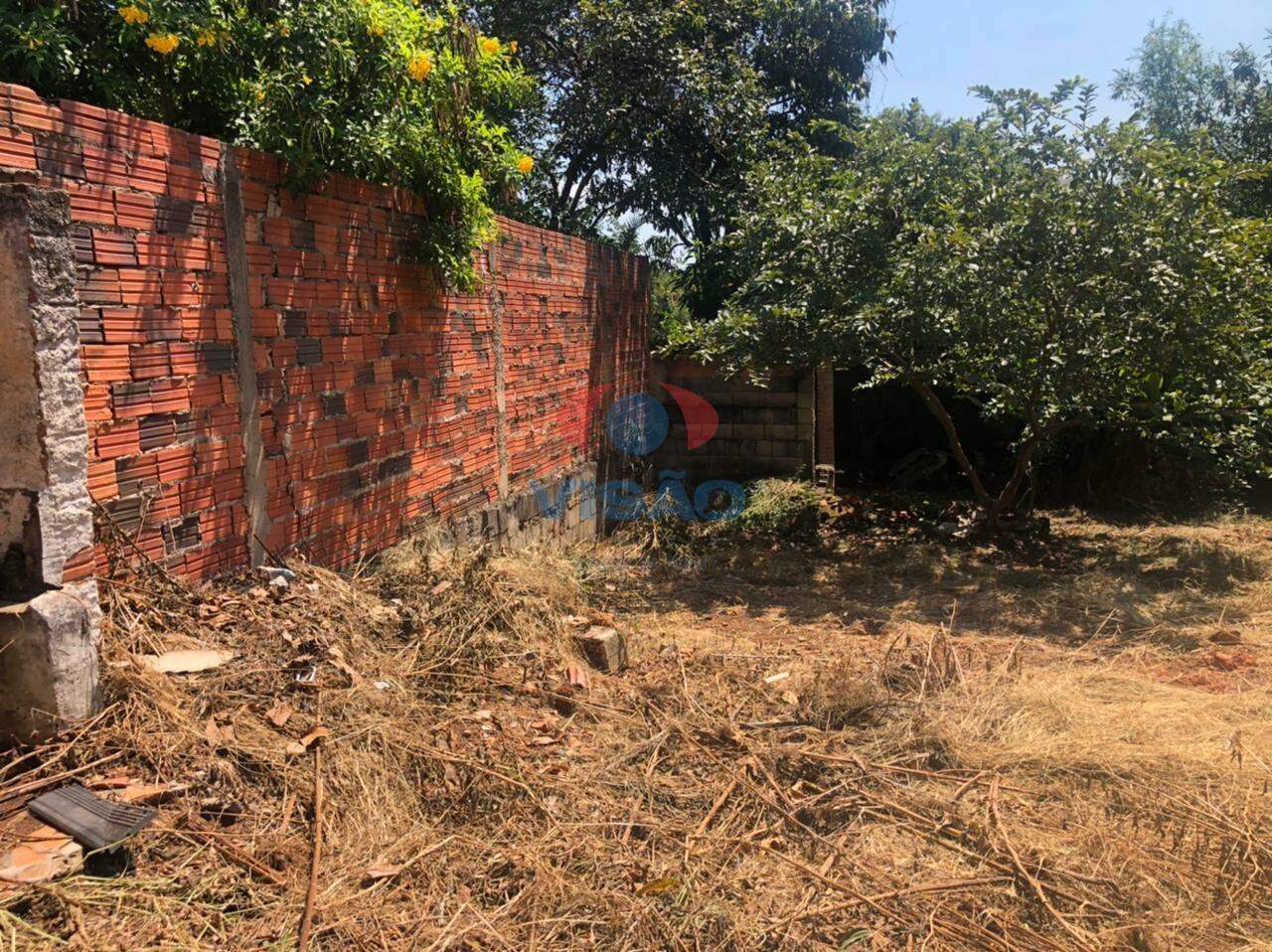 Terreno à venda no Vila Sao José: