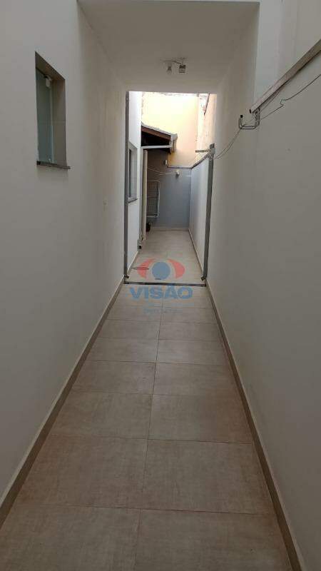 Casa à venda no Jardim do Valle II: