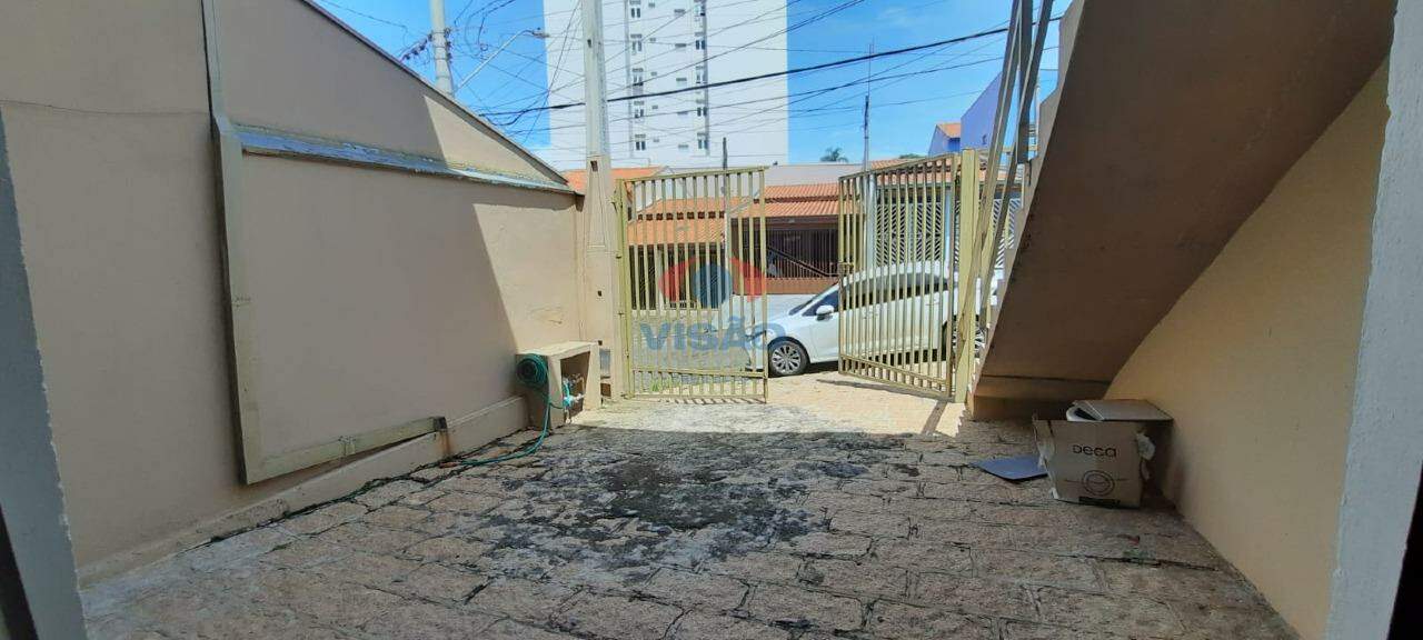 Casa à venda no Jardim Primavera: 