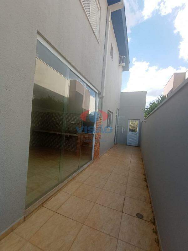 Casa em condomínio à venda no Jardim Residencial Alto de Itaici: 