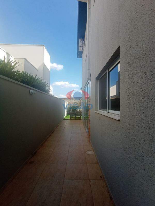 Casa em condomínio à venda no Jardim Residencial Alto de Itaici: 