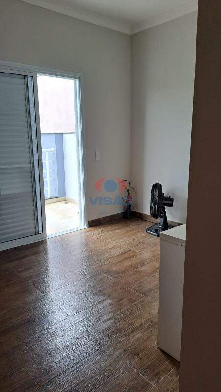 Casa em condomínio à venda no Jardins do Império: 