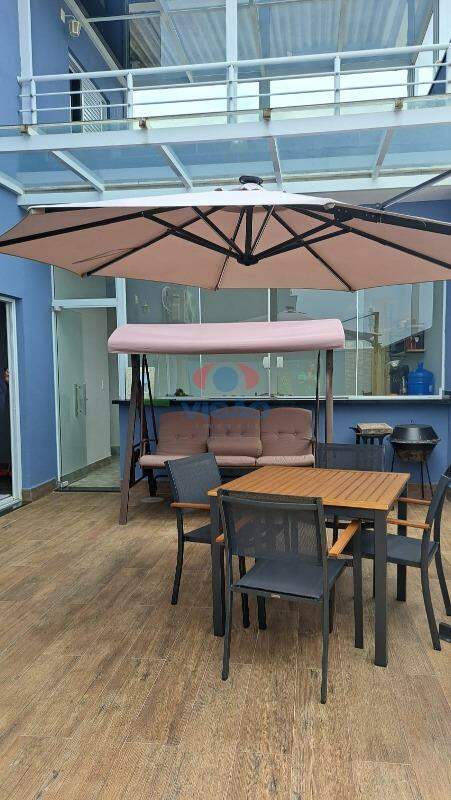 Casa em condomínio à venda no Jardins do Império: 