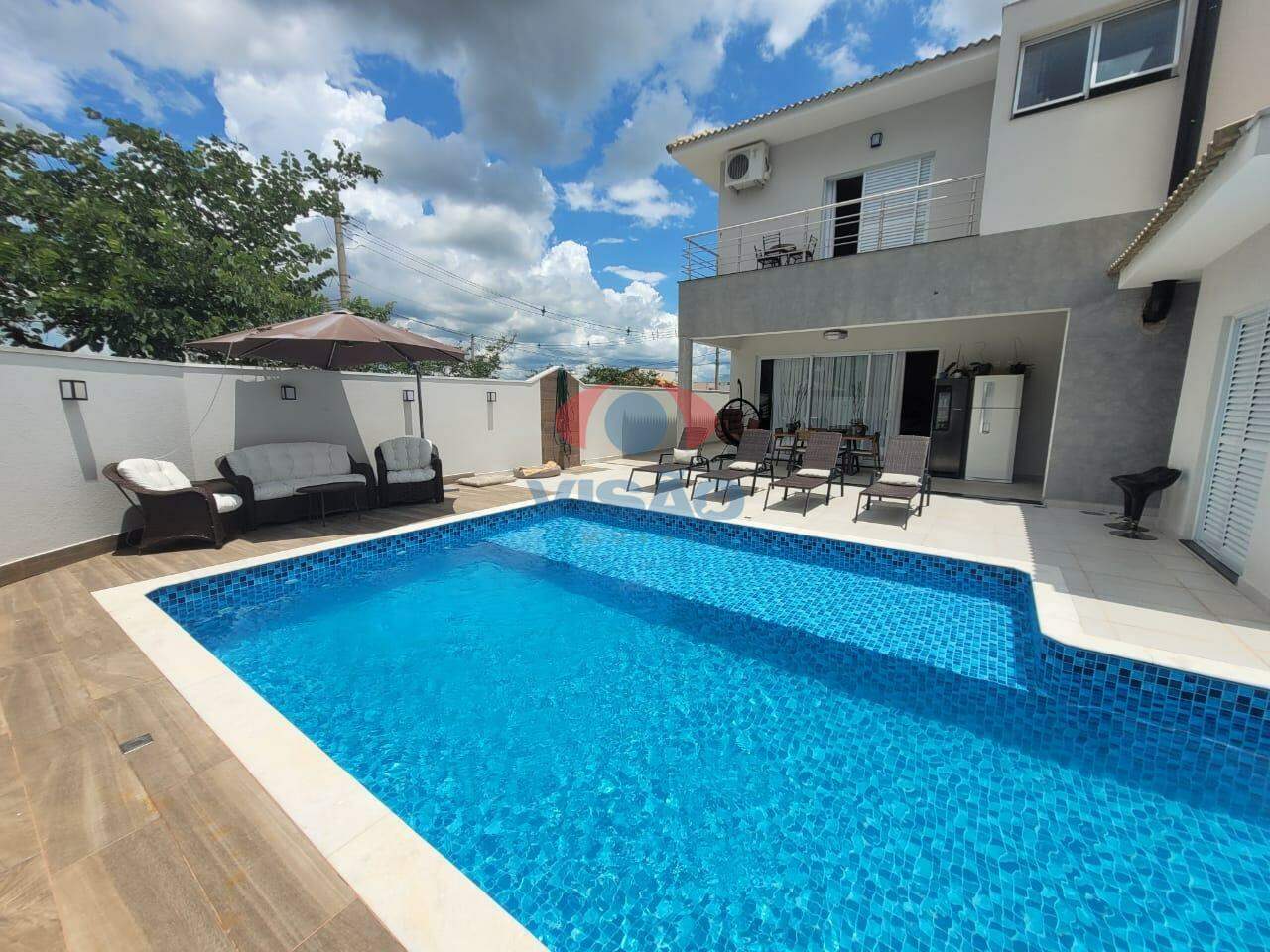 Casa em condomínio à venda no Portal dos Bandeirantes Salto: 