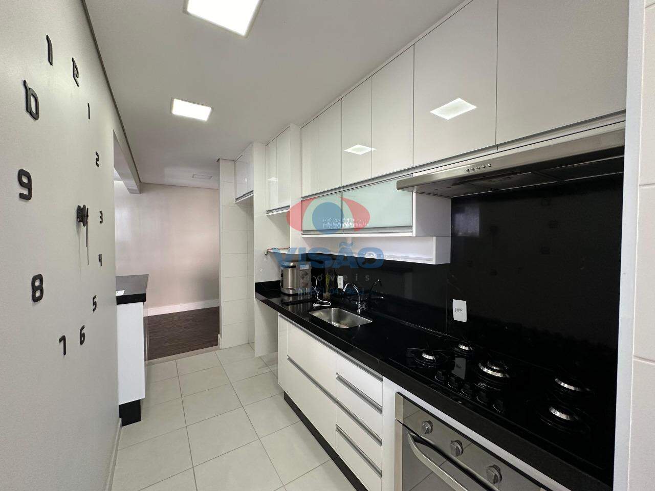 Apartamento para aluguel no Bairro Pau Preto: 