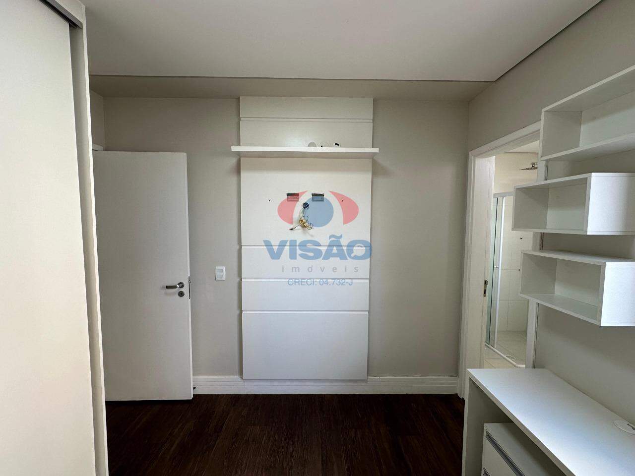Apartamento para aluguel no Bairro Pau Preto: 