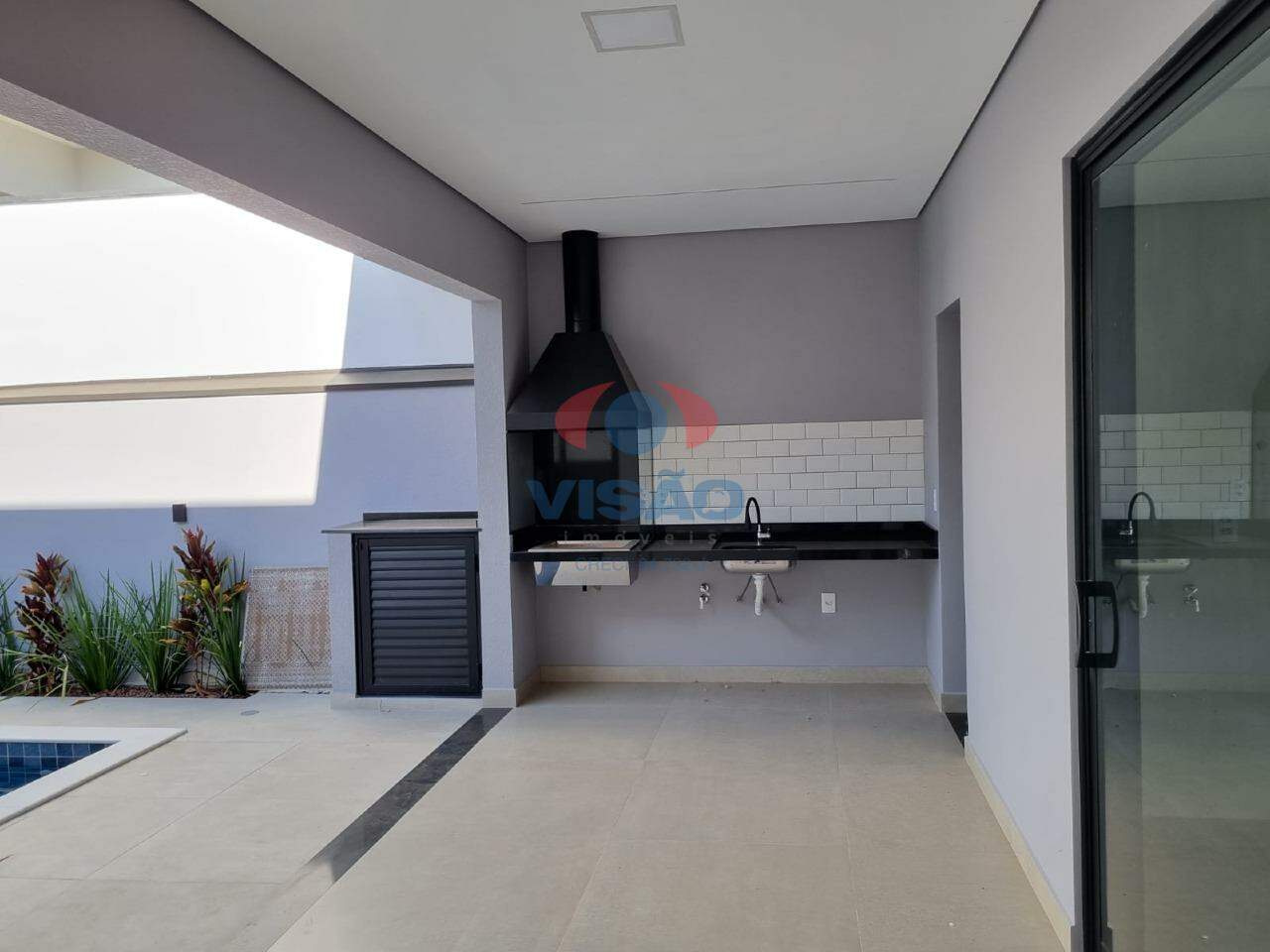 Casa em condomínio à venda no Jardim Laguna: 