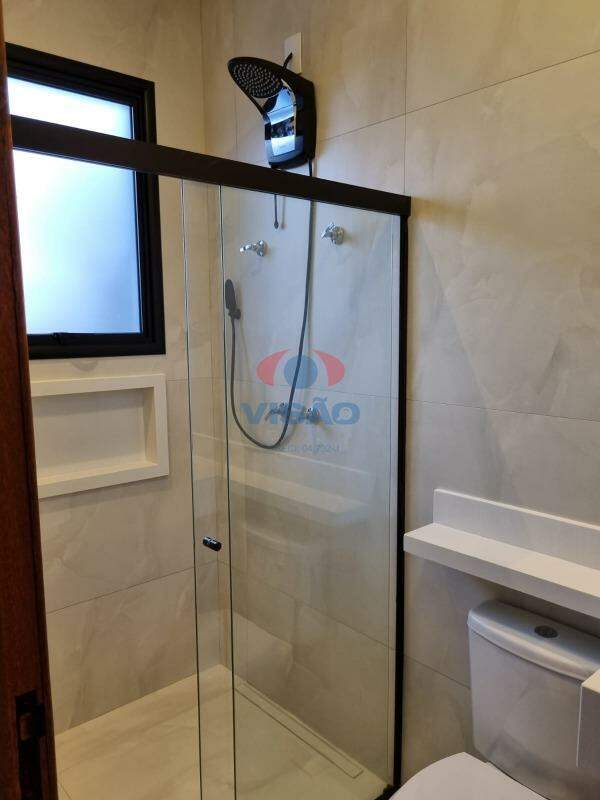 Casa em condomínio à venda no Jardim Laguna: 