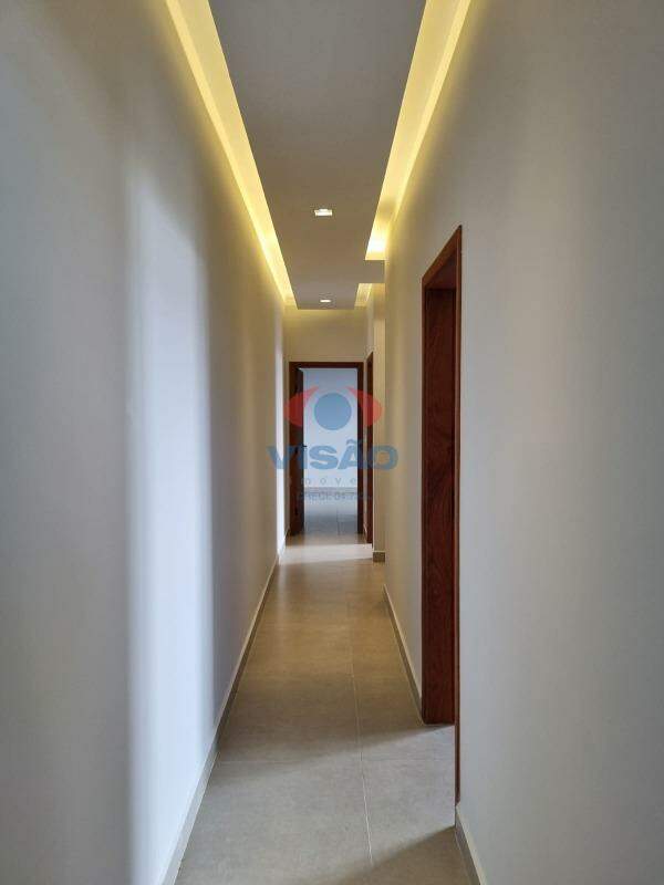 Casa em condomínio à venda no Jardim Laguna: 