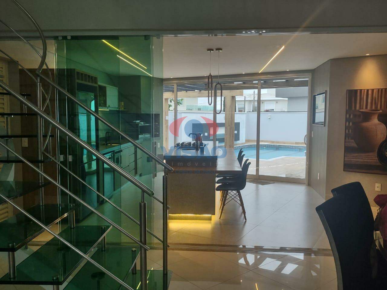 Casa em condomínio à venda no Jardim dos Lagos: 