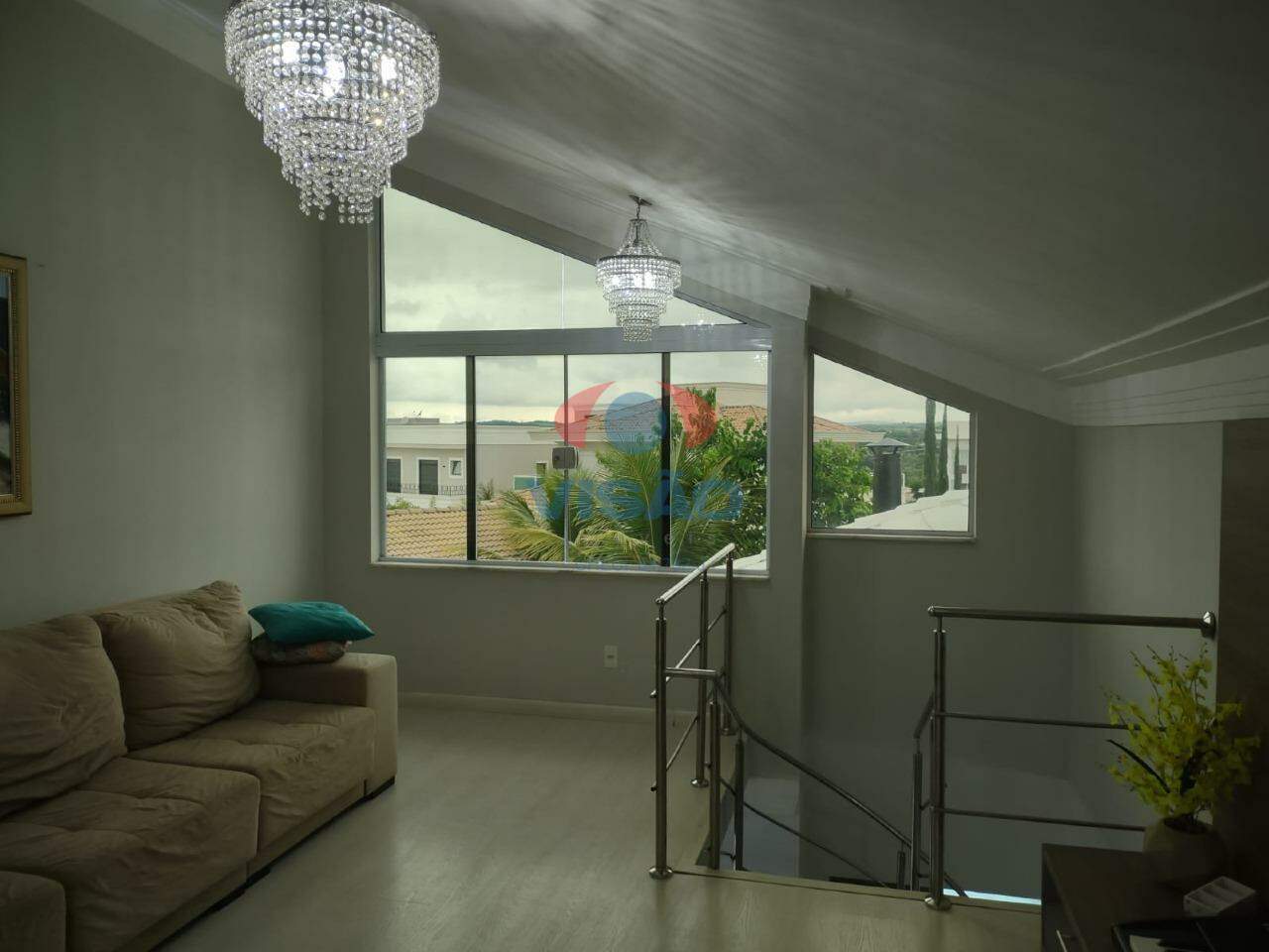 Casa em condomínio à venda no Jardim dos Lagos: 
