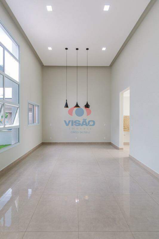Casa em condomínio para aluguel no Jardins do Império: