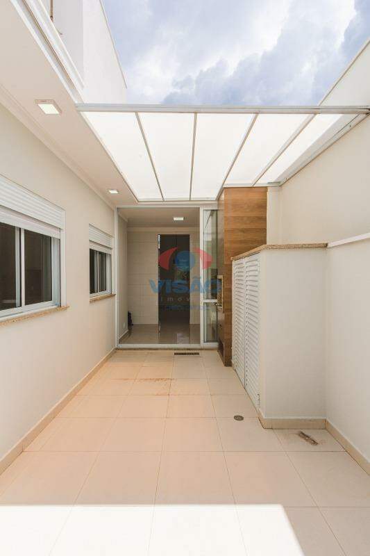 Casa em condomínio para aluguel no Jardins do Império: