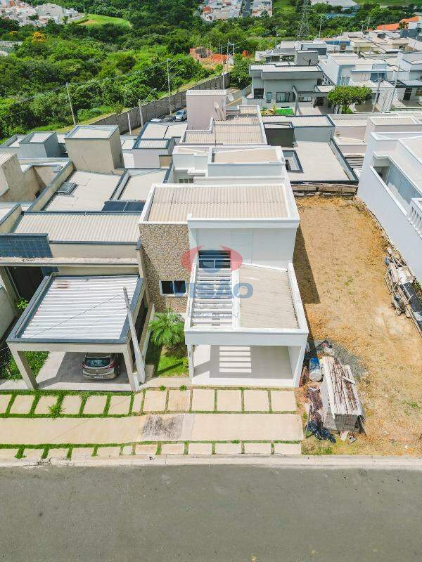 Casa em condomínio para aluguel no Jardins do Império: