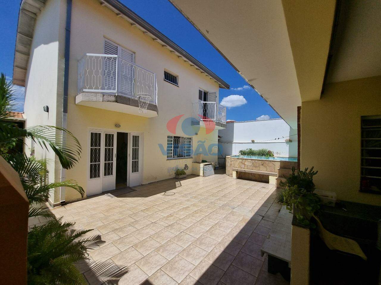 Casa - Sobrado à venda no Vila Suíça: 