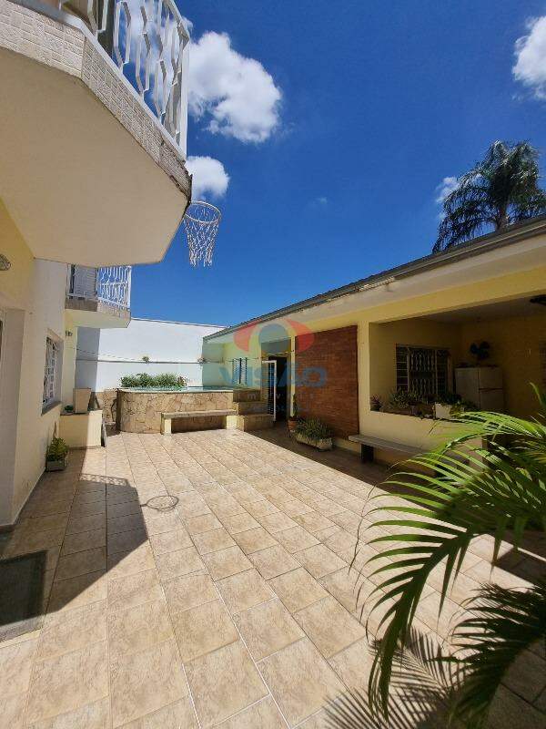 Casa - Sobrado à venda no Vila Suíça: 