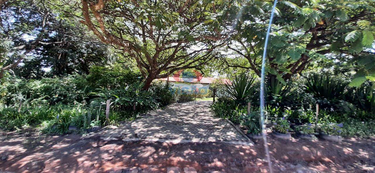 Sítio à venda no Tombadouro: 