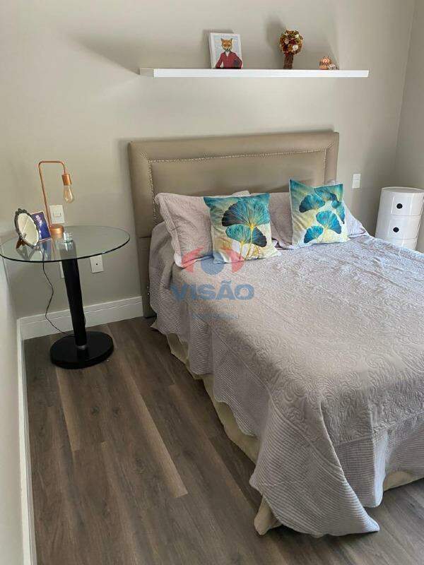 Casa em condomínio à venda no Jardim Esplanada: 