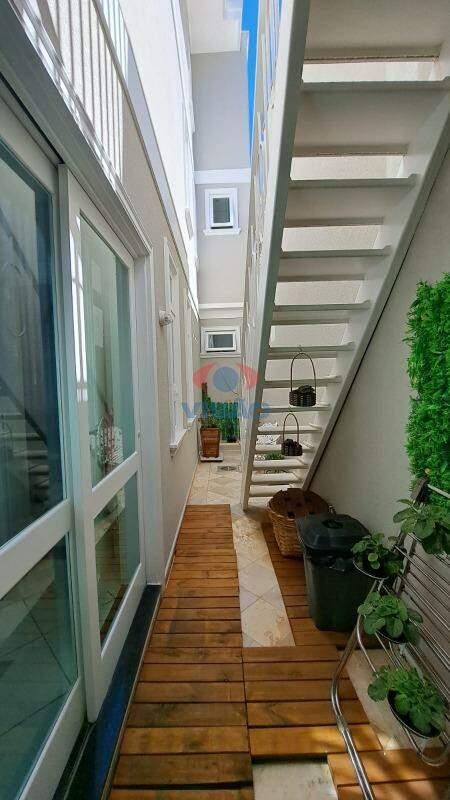 Casa - Sobrado à venda no Solar de Itamaracá: