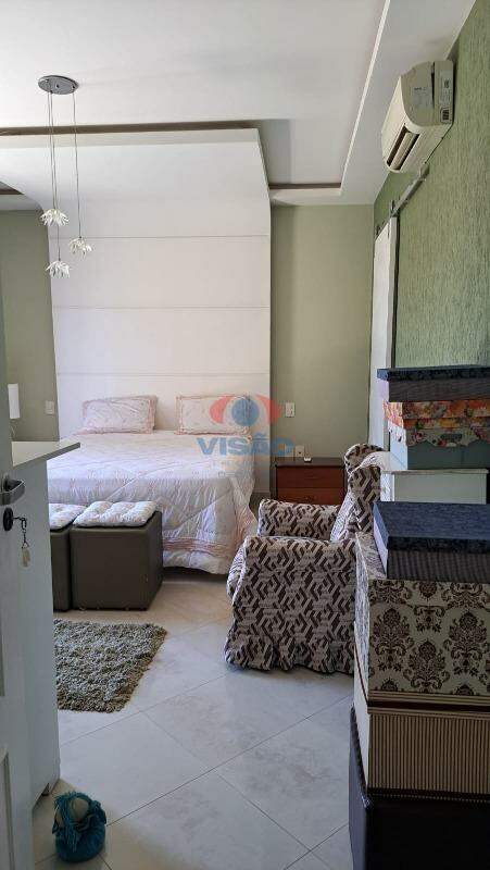 Casa - Sobrado à venda no Solar de Itamaracá: