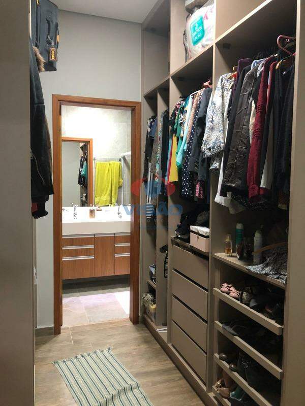 Casa em condomínio à venda no Jardim Mantova: 