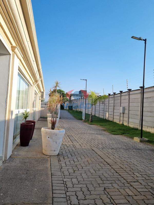 Terreno em condomínio à venda no Jardins do Império: 