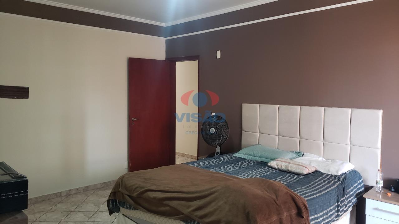 Casa - Sobrado à venda no Jardim Hubert: 