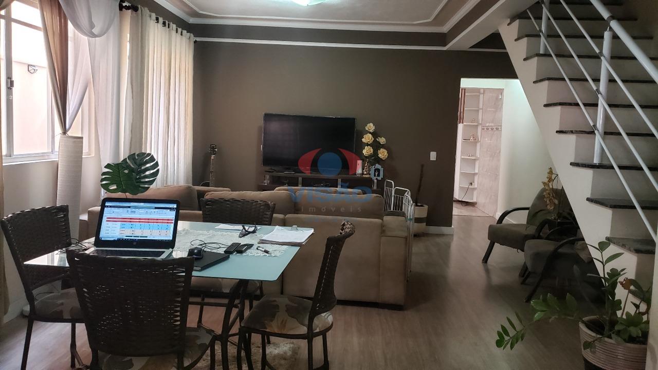 Casa - Sobrado à venda no Jardim Hubert: 