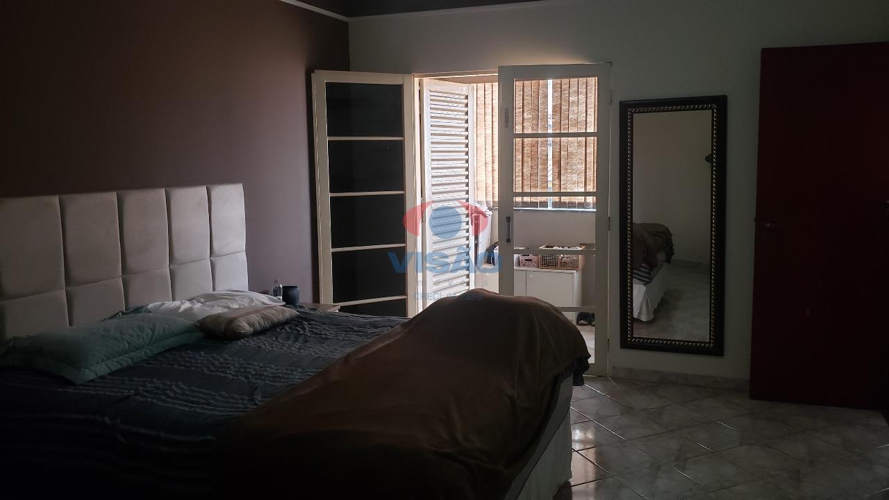 Casa - Sobrado à venda no Jardim Hubert: 