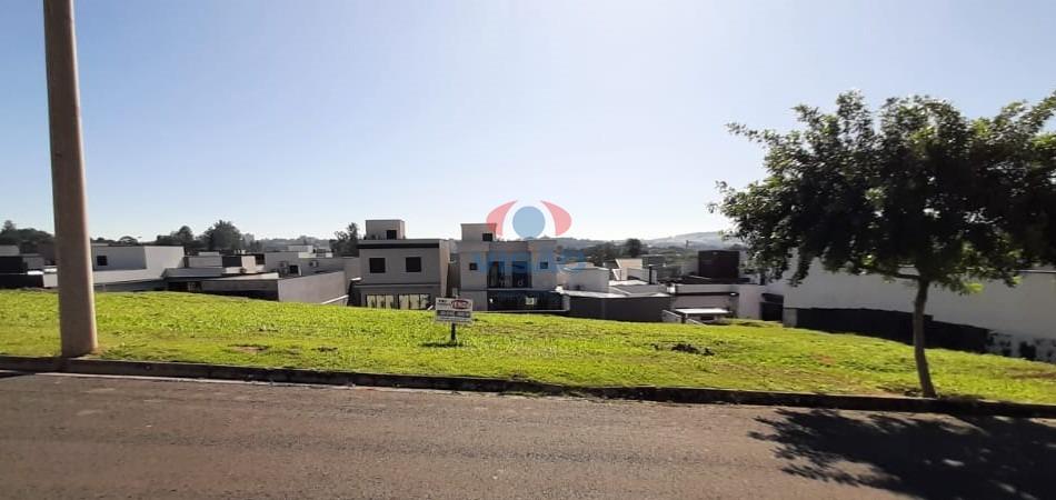 Terreno em condomínio à venda no Jardim Piemonte: 