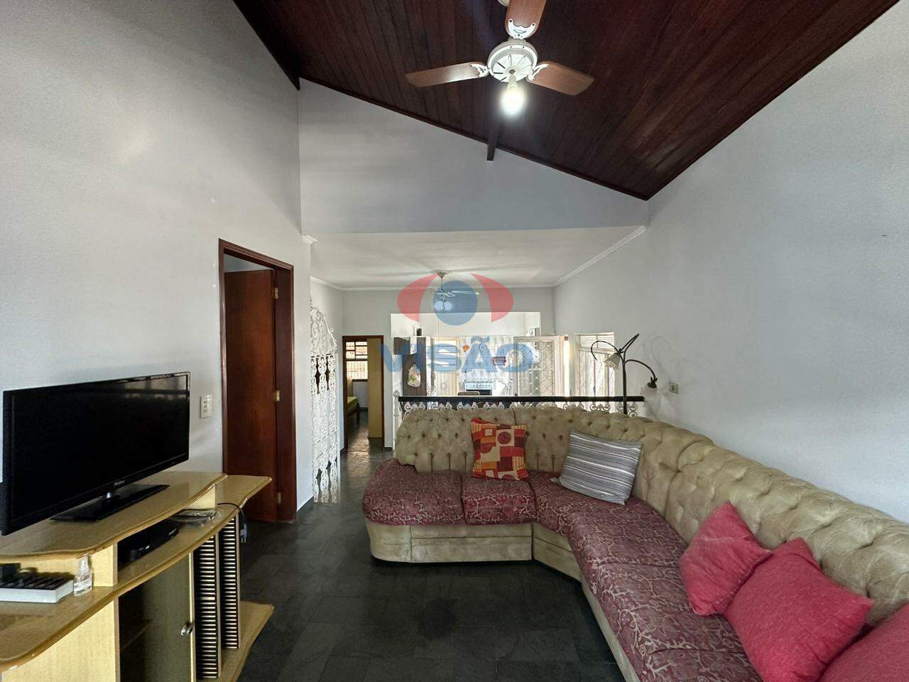 Casa para aluguel no Jardim Regina: 