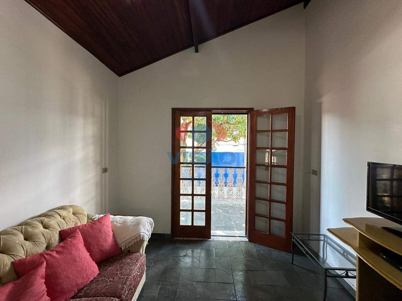 Casa para aluguel no Jardim Regina: 