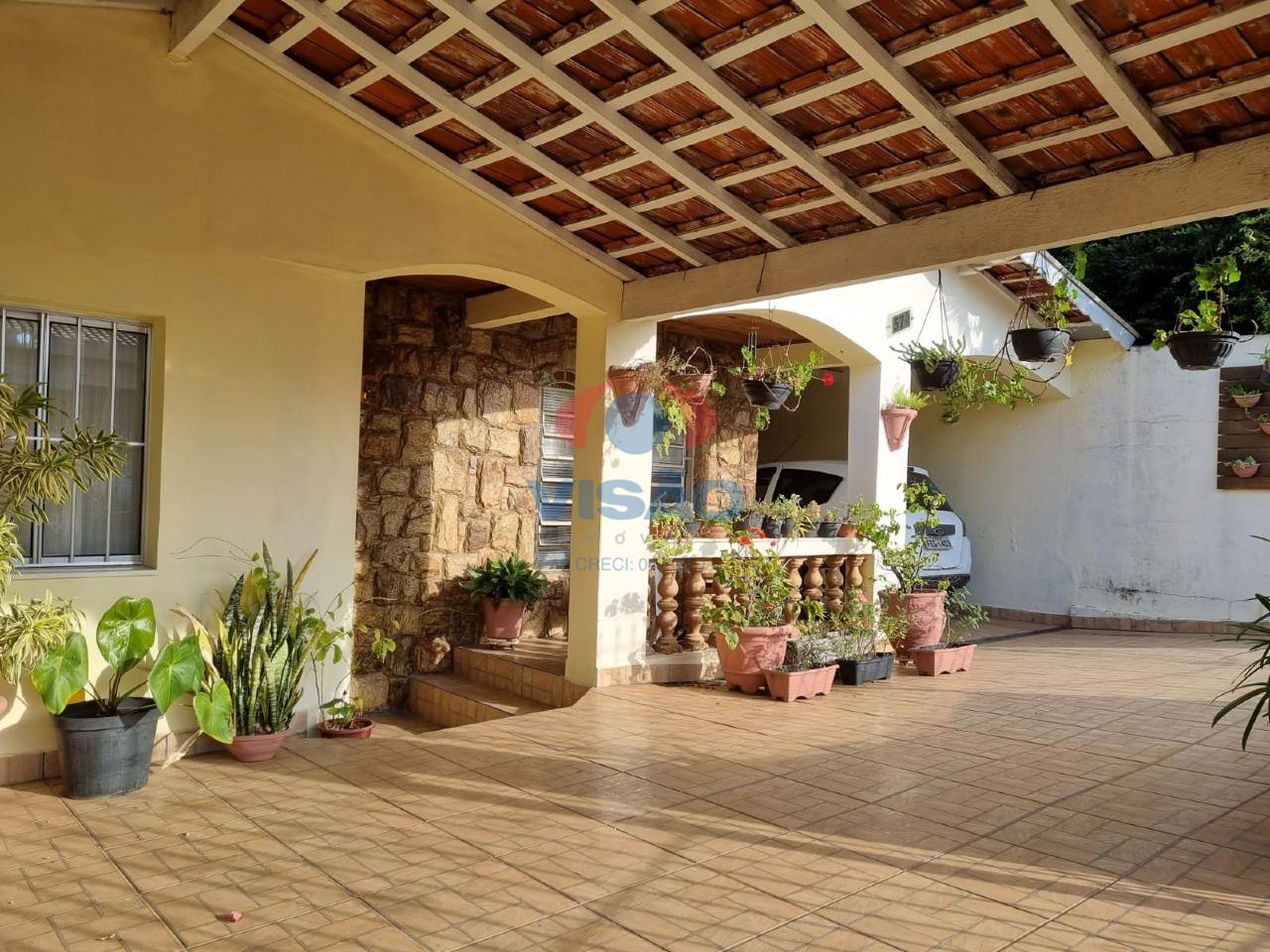 Casa à venda no Jardim do Sol: 