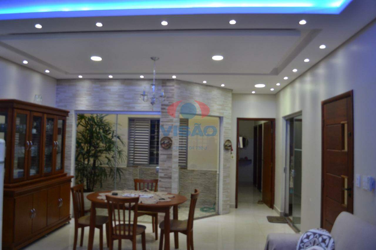 Casa à venda no Jardim Moacyr Arruda: 