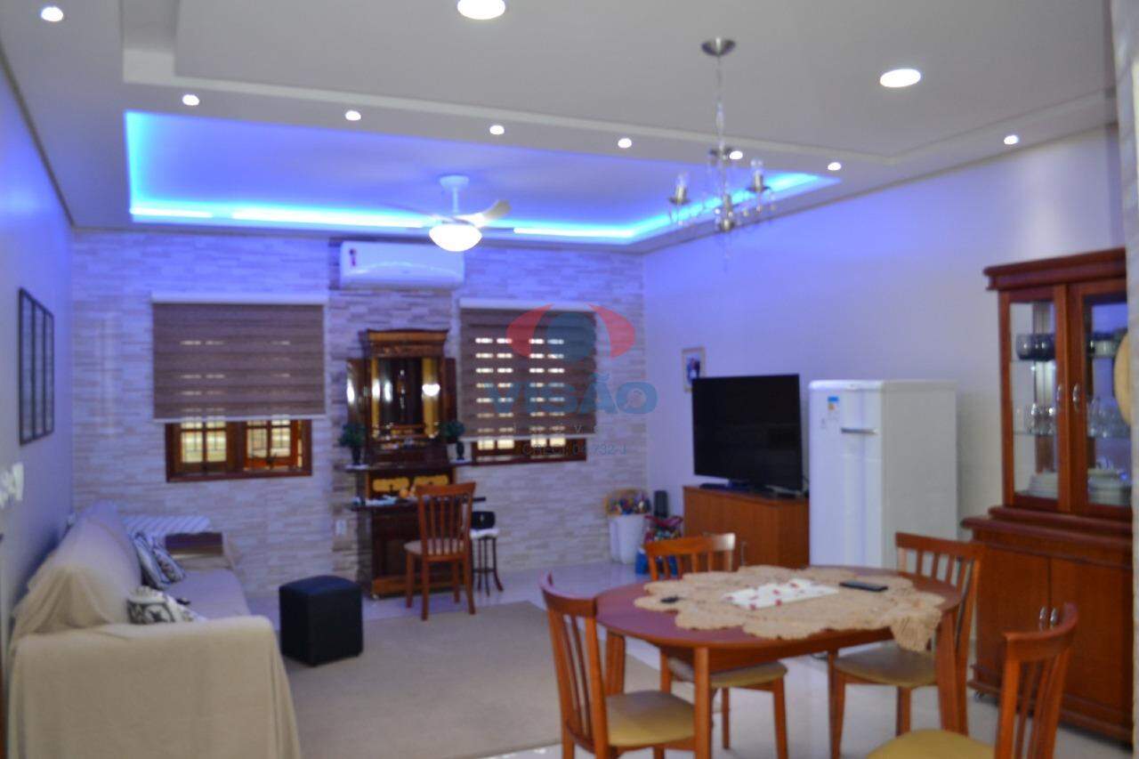 Casa à venda no Jardim Moacyr Arruda: 