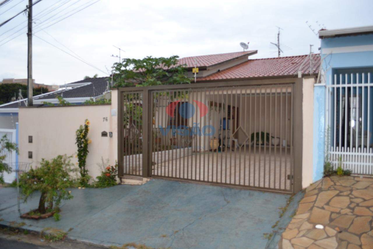 Casa à venda no Jardim Moacyr Arruda: 