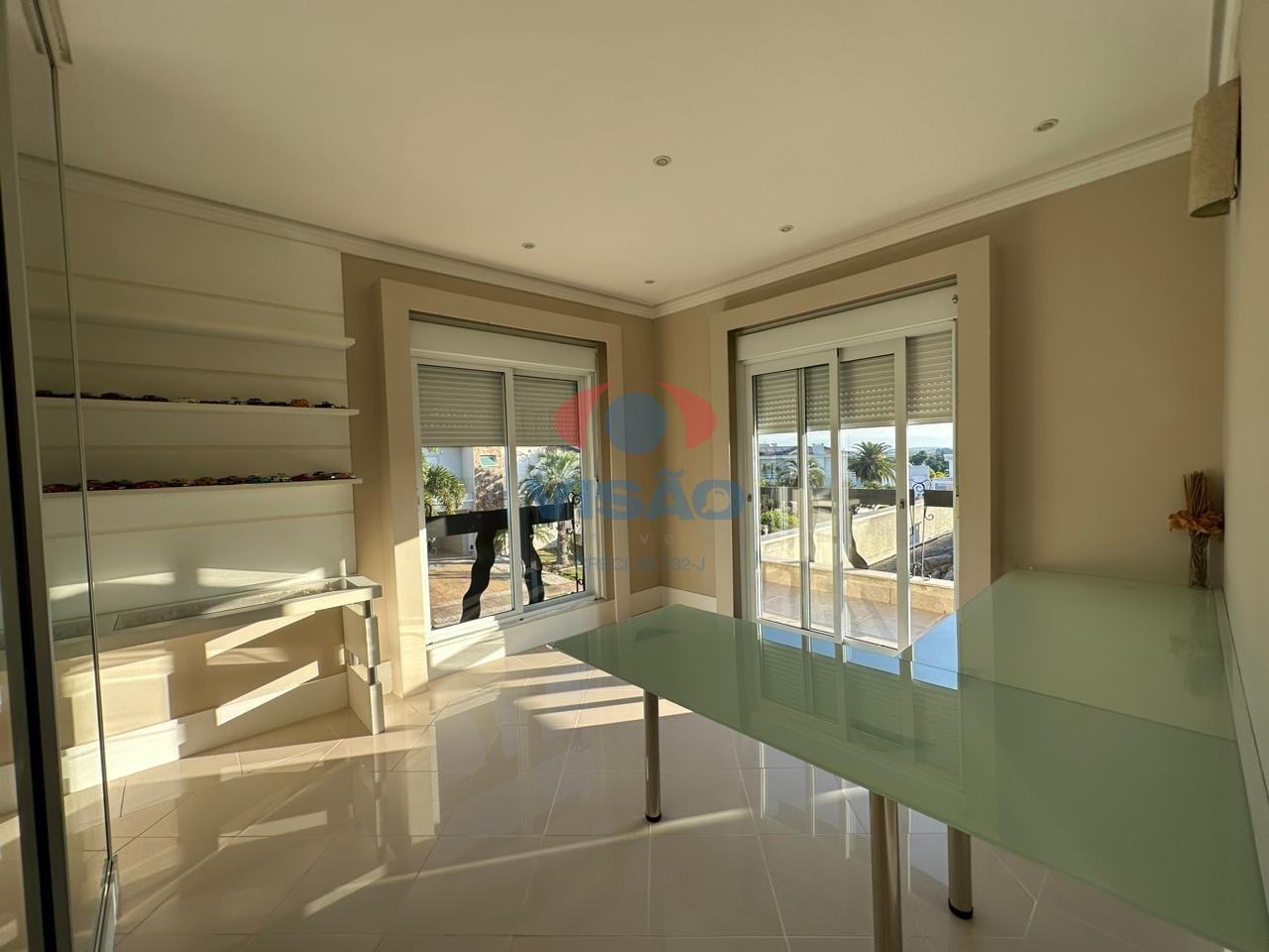 Casa em condomínio à venda no Jardim Vila Paradiso: 