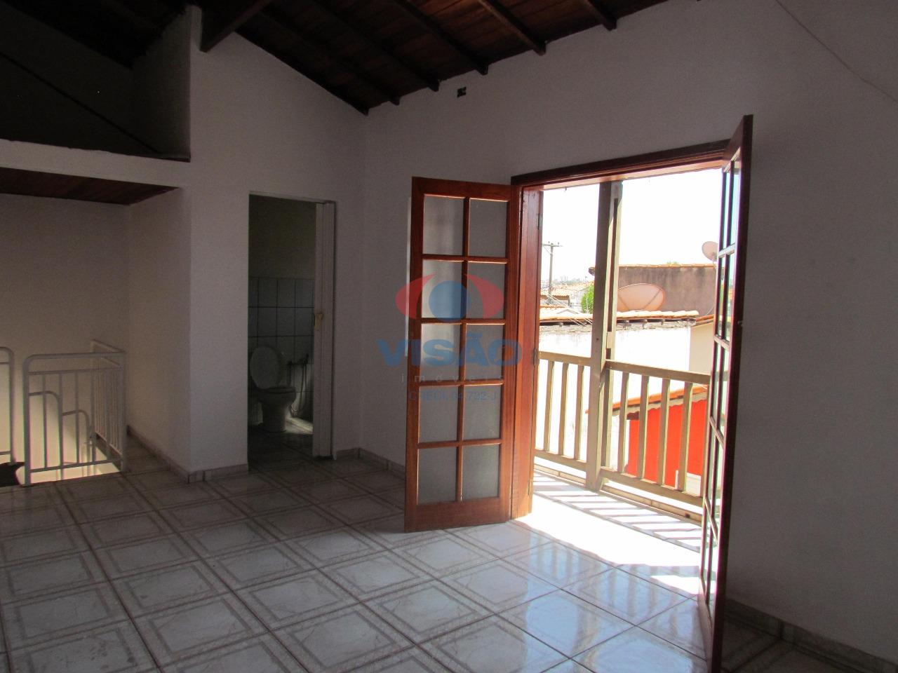 Casa à venda no Jardim Juscelino Kubitschek: 