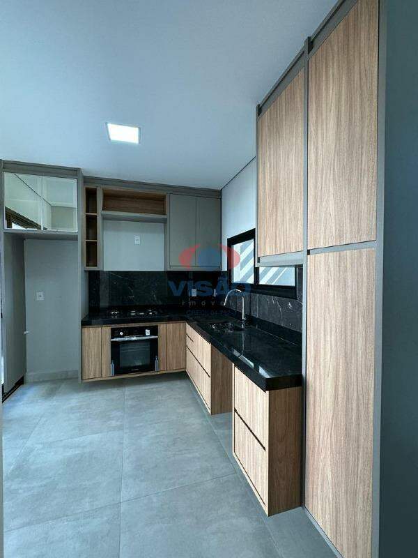 Casa em condomínio à venda no Jardim Residencial Viena: