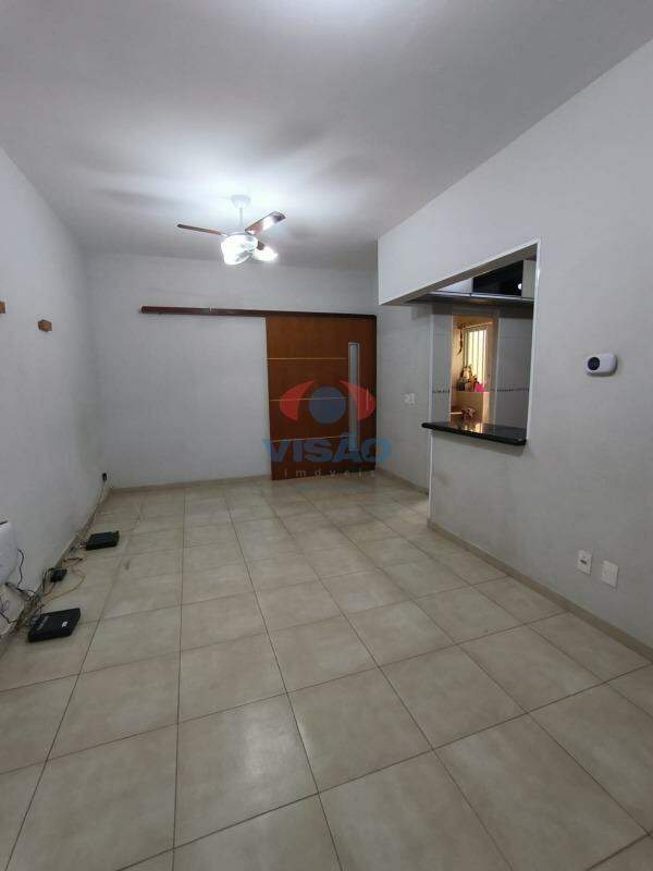 Casa para aluguel no Vila Furlan: 