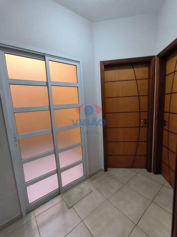 Casa para aluguel no Vila Furlan: 