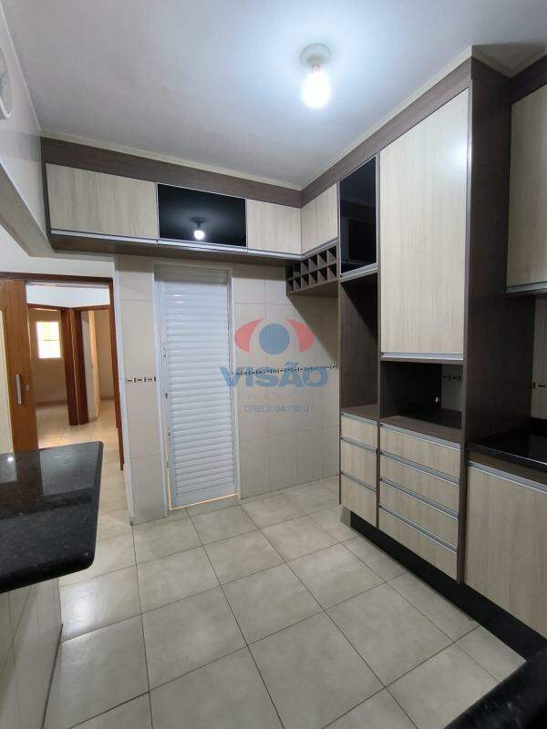 Casa para aluguel no Vila Furlan: 