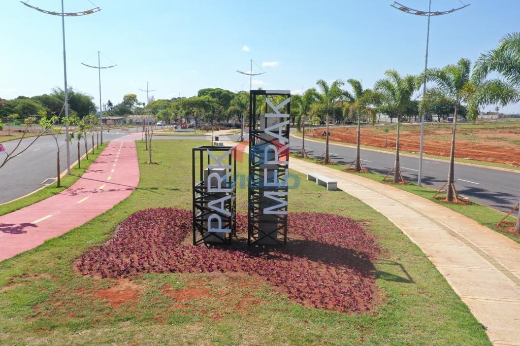 Terreno à venda no Jardim Park Meraki: 