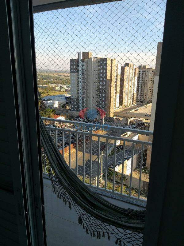 Apartamento à venda no Jardim Santiago: 