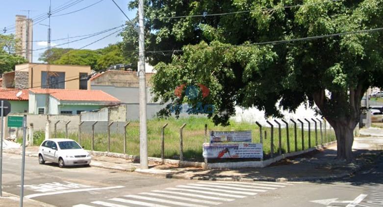 Terreno à venda no Vila Areal: 