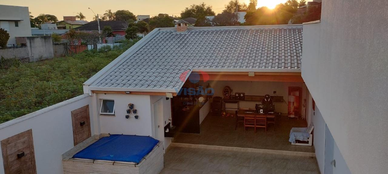 Casa à venda no Centro: